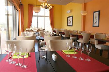 Vigia Resorts - Parque Da Floresta Golf Leisure Hotel 4*